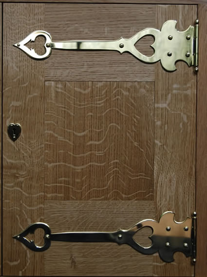 voysey_sideboard_hardware