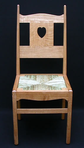 hollymount_chair_straight