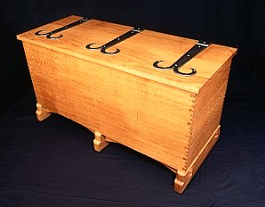 Cotswold Chest