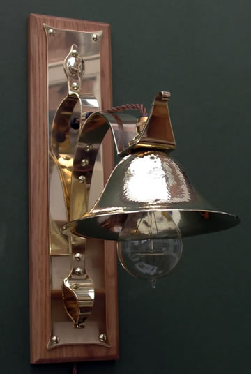 bgh_wall_light_brass_4